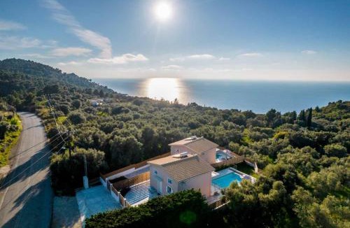 Tsoukaladhes Villa | Elianthos Luxury Villas