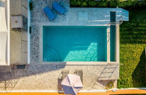 Tsoukaladhes Villa | Elianthos Luxury Villas