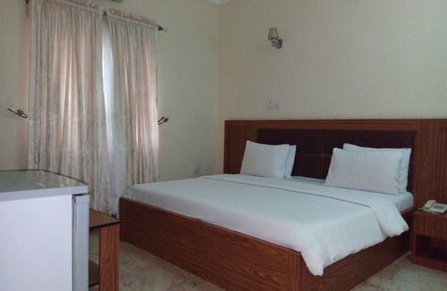 Ikotun Hotel | Eliata Hotel & Suites