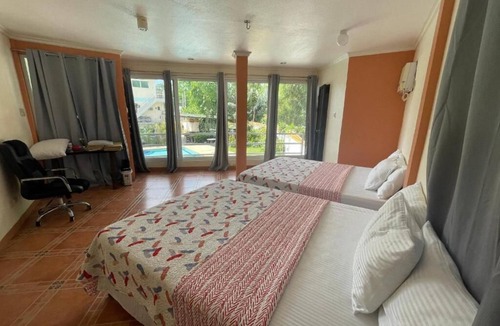 Baclayon Hostel | Elicon Suites