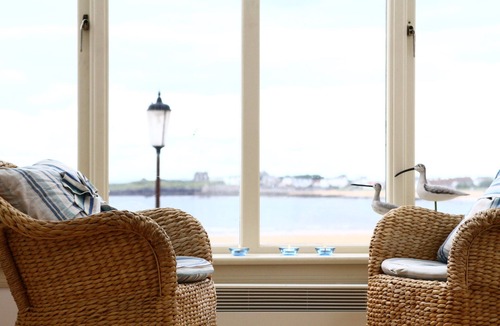 Pittenweem Apartment | Elie near St.Andrews. Luxury self catering beach house with wonderful sea views