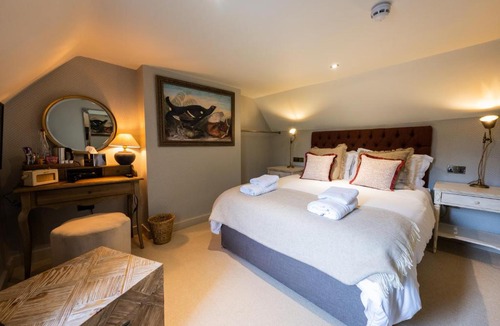 South Cerney Hotel | Eliot Arms