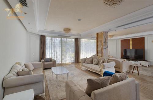 Sheikh Zayed City Villa | ELITE 4 Master Suites Villa - Beverly Hills