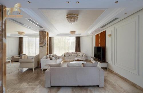 Sheikh Zayed City Villa | ELITE 4 Master Suites Villa - Beverly Hills