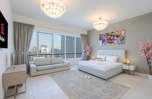 Dubai Marina Apartment | Elite Duplex Penthouse Steps from Metro & Marina