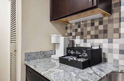 Uptown Apartment | Elite Matchday Residence| Stay & Unwind | Galleria