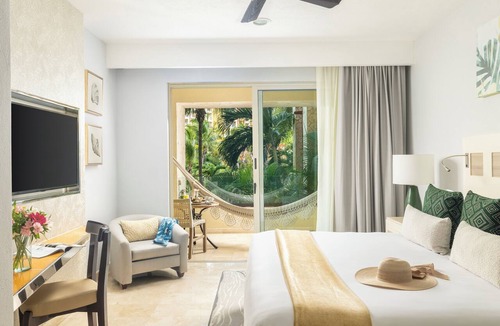 Playa Mujeres Resort | Elite Vacation Club