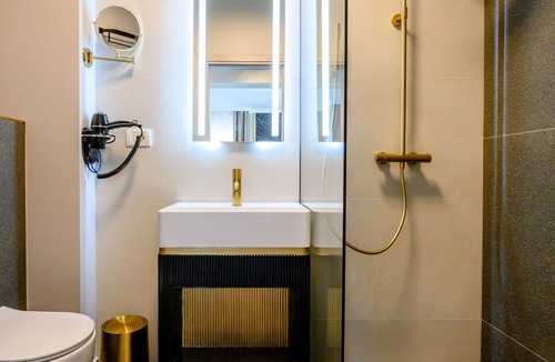 Militari Hotel | ELITTE INN & SUITES