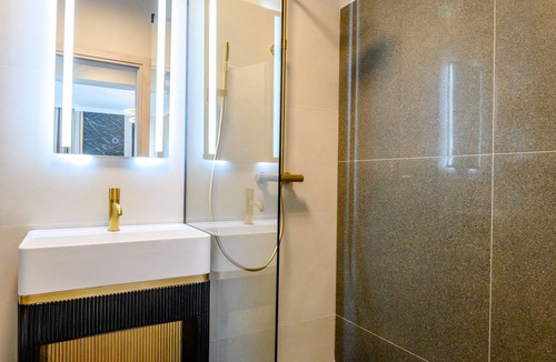 Militari Hotel | ELITTE INN & SUITES
