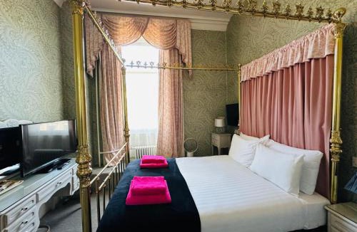 West End Hotel | Eliza House