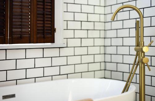 Springfield House | Elizabeth Page House - Charming & Modern Bungalow home