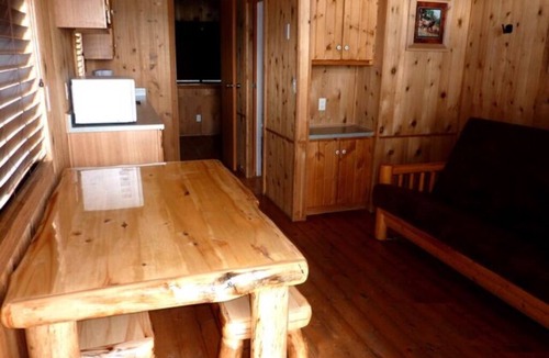 West Yellowstone Cabin | Elk Haven Camping (Cabin 10)