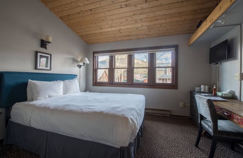 Crested Butte Cabin | Elk Mountain Lodge