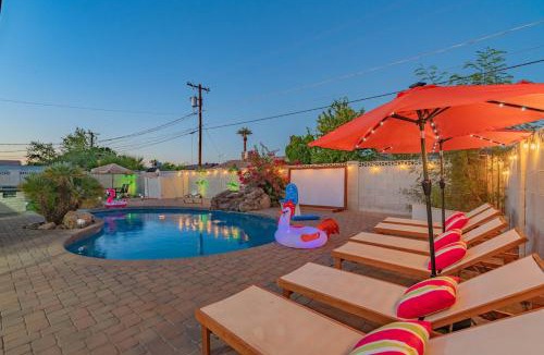 New Papago Parkway House | Ella Oasis Heated Pool Hot Tub Near Old Town