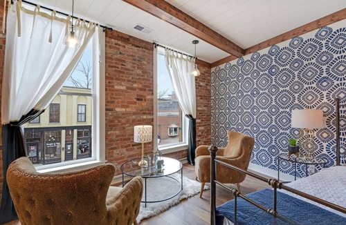 Galena Condo | Elle & Becks Second Floor Suite