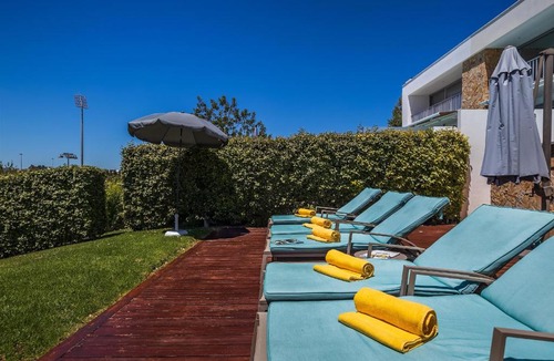 Correeira Villa | ELLE Design Villa by OCvillas - Private Heated Pool and Jacuzzi