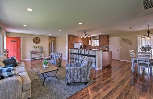 Ellensburg House | Ellensburg Home w/Mountain Views on 3 Acres!