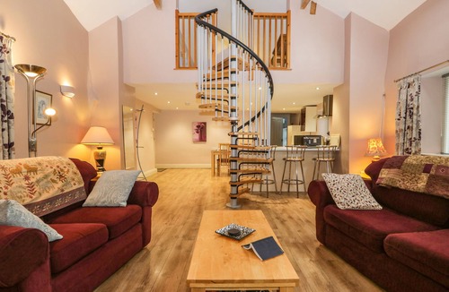 Ulverston Cottage | ELLER RIGGS COTTAGE, family friendly, with a garden in Ulverston