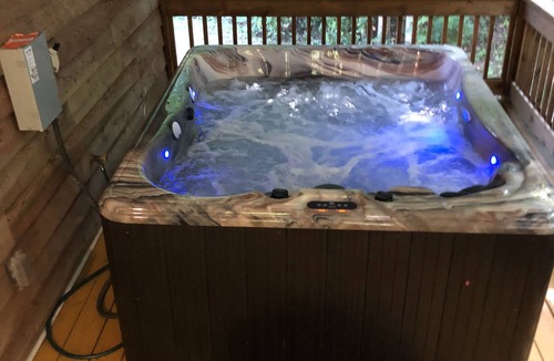 Sloans Valley Cabin | Ellie's Place-"Wow, this is nice!"