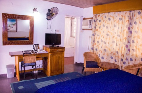 Apapa Hotel | Elliotnass Hotel