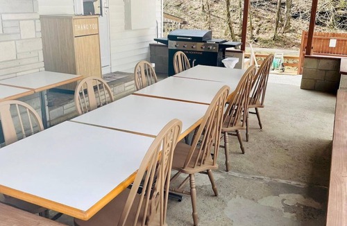 Gilbert House | Ellis Trail Lodging in Gilbert West Virginia across from the Rockhouse trails