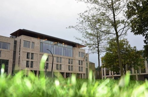 Roehampton Hotel | Elm Grove -Roehampton University
