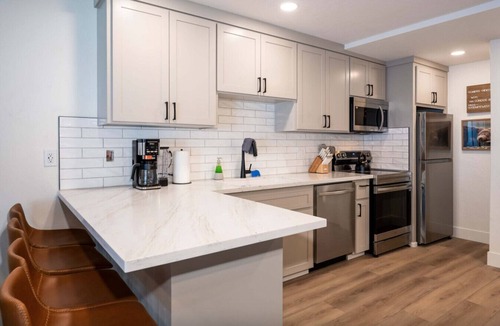 Yosemite West Condo | Elmers Hideout - Inside Yosemite National Park
