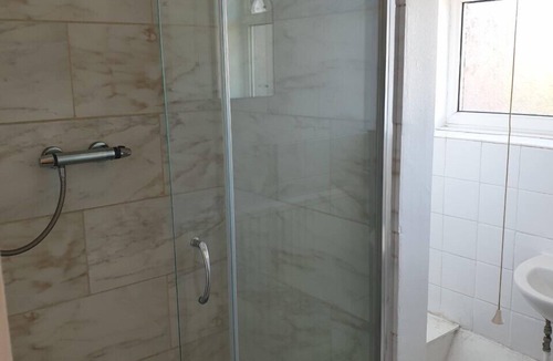 Earley Hotel | Elmhurst Hotel