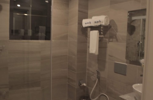 Kirkos Hotel | Elmo's Hotel