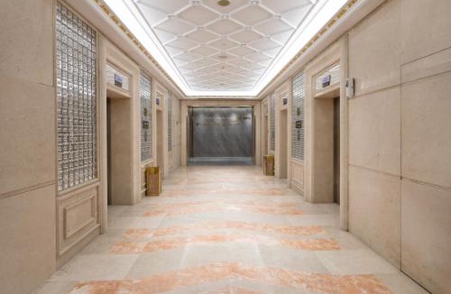 Guzhen Hotel | Elong Me Hotel