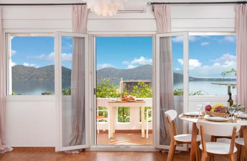 Mavrikiano Apartment | Elounda Summer Apt
