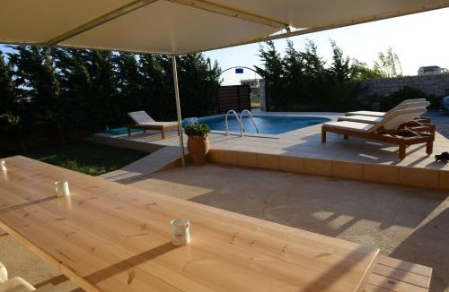 Faistos Villa | Elpidis Villa