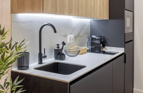 Centro - Sagrario Apartment | Elvira Elegant Suite: very central next to Cathedral and Albaicin