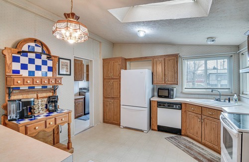 East Ely Cottage | Ely Gem < 1/2 Mi to Nevada Northern Railway!