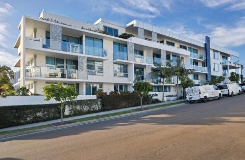 Alexandra Headland Apartment | Elysee Beachside Apartments Alexandra Headland