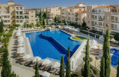 Universal Apartment | Elysia Park