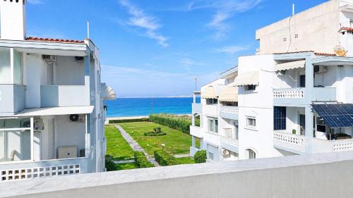 Agia Triada Apartment | Elysian Crest Maisonette