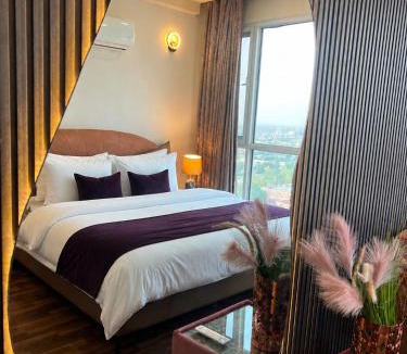 Blue Area Hotel | ELYSIUM TOWER- Executive Two Bedrooms Apartment Facing Centaurus Mall Islamabad