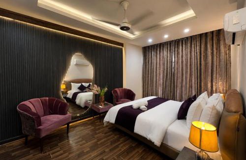Blue Area Hotel | ELYSIUM TOWER- Executive Two Bedrooms Apartment Facing Centaurus Mall Islamabad