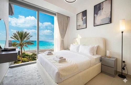 Dubai Marina Apartment | Emaar 52 42! Iconic Sea-View! Dubai Marina