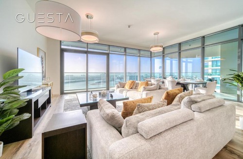 Dubai Marina Apartment | Emaar Beachfront - Beach Vista Tower, Dubai Marina