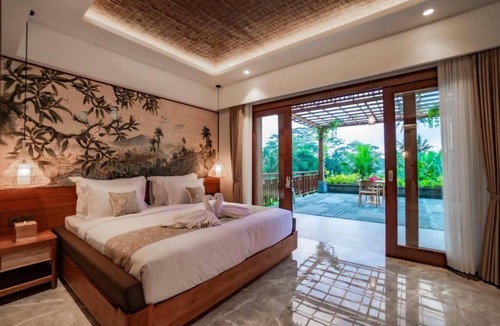 Pejeng Hotel | Emana Akatara