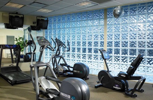 Downtown Vancouver Hotel | Embarc Vancouver - Downtown - Minutes to BC Place Stadium and Rogers Arena