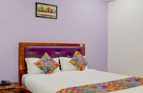 Thousand Lights Hotel | Embassy Gate Residency