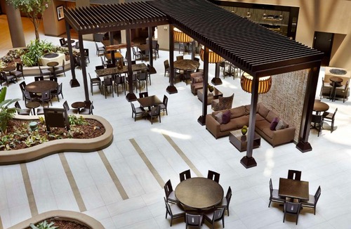 Crystal City Hotel | Embassy Suites by Hilton Crystal City National Airport
