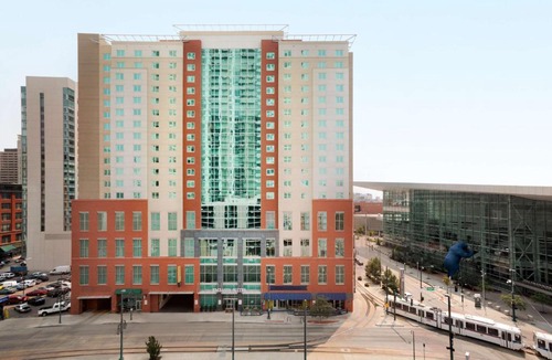 Downtown Denver Hotel | Embassy Suites by Hilton Denver Downtown Convention Center