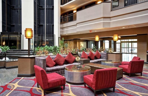 Herndon Hotel | Embassy Suites by Hilton Dulles Airport