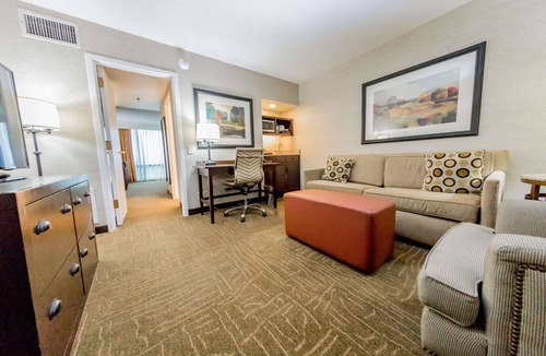 Lexington Hotel | Embassy Suites by Hilton Lexington Green