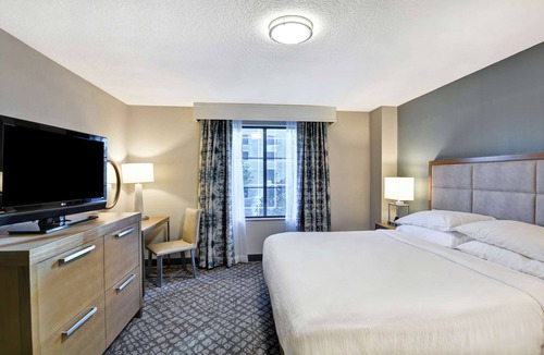 Downtown Orlando Hotel | Embassy Suites by Hilton Orlando Downtown
