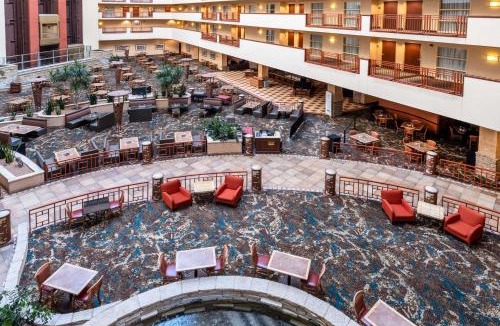 Albuquerque Hotel | Embassy Suites by Hilton Albuquerque